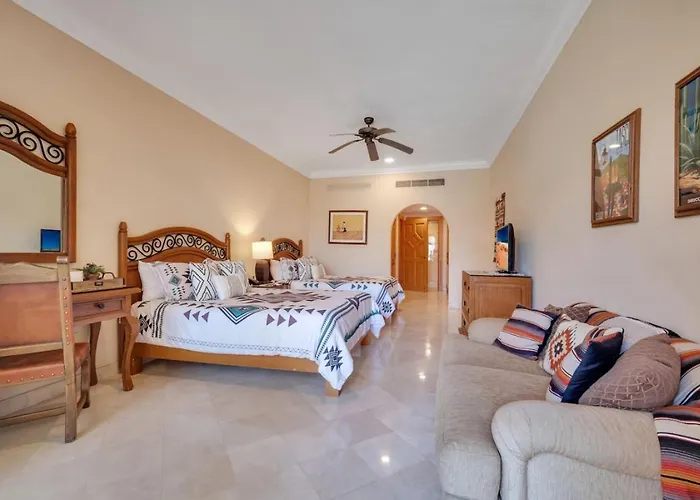 Beachfront Premium Ocean View 5 Star View Cabo San Lucas